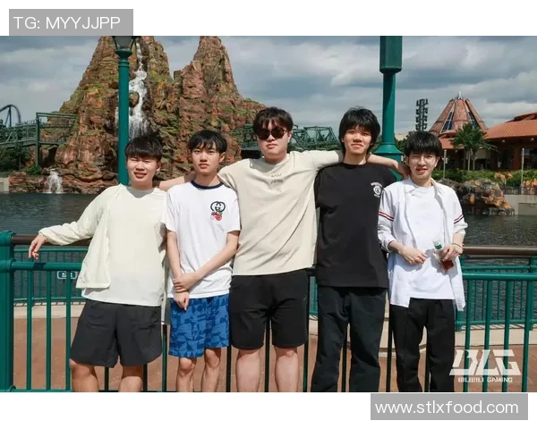 王者荣耀传奇再续：BLG战队逆袭之路的全景纪实与深度剖析