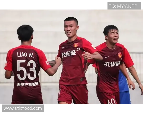 重庆足球队强势领跑锦标赛积分榜以62分稳居第一